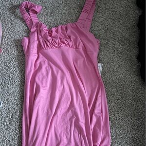 Pink back cut out summer dress!